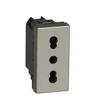 6/16A SOCKET  ZOE